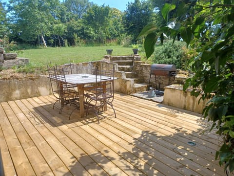 Patio, Garden view
