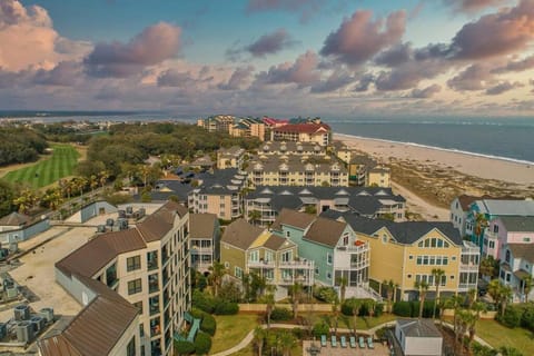 3 Summer Dunes - Classic Ocean View Beach House! Apartment in Wild Dunes