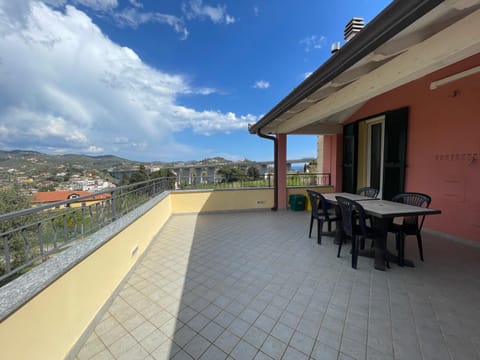 View (from property/room), Balcony/Terrace