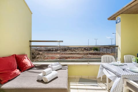 Balcony/Terrace, Dining area