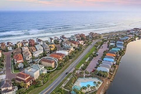 Beach Daze House in Destin