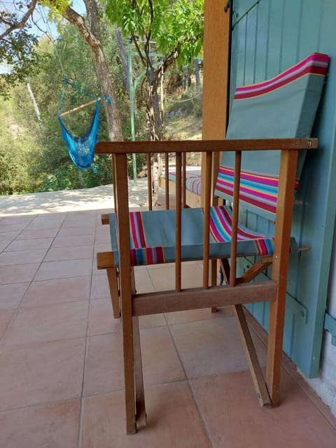 Chambre au coeur de la forêt Vacation rental in Vidauban