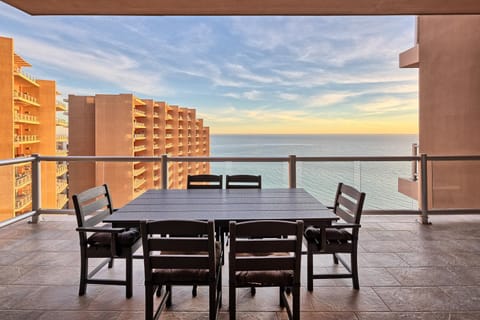 Luxury Oceanview Condo - Las Palomas - Pool, Golf, Sandy Beach ! Appart-hôtel in Rocky Point