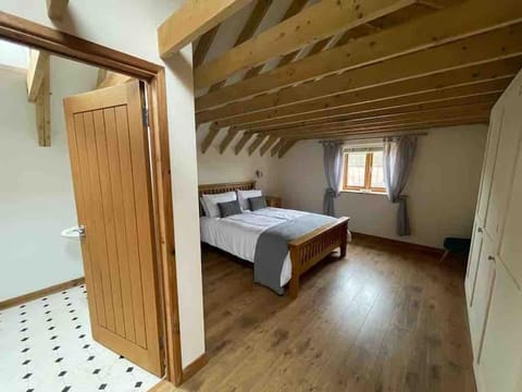 Charming Norfolk Barn Conversion in Barnham Broom House in Broadland District