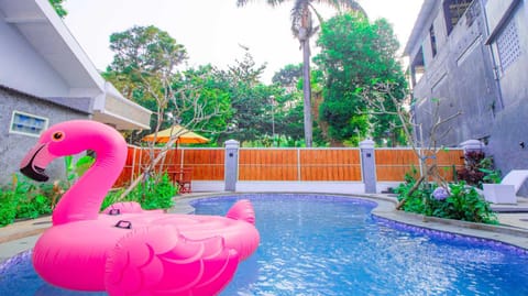 Garden view, Pool view, Swimming pool, sunbed