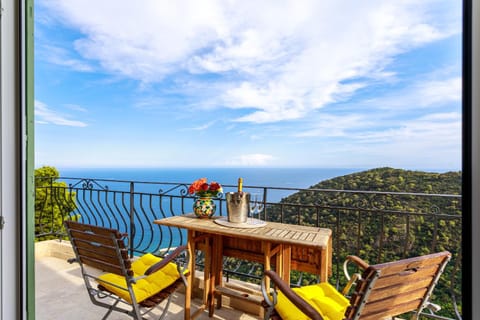 Day, Natural landscape, View (from property/room), Balcony/Terrace, Sea view