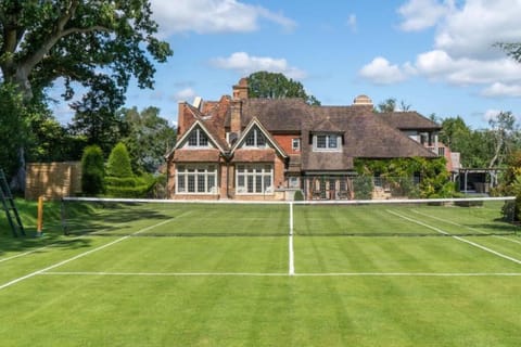 Property building, Tennis court