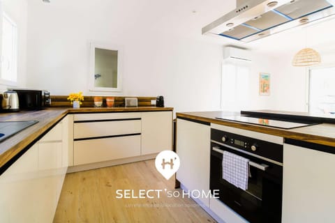 Kitchen or kitchenette, dishwasher, oven, stove, toaster