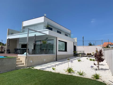 Casa Leiras House in O Salnés