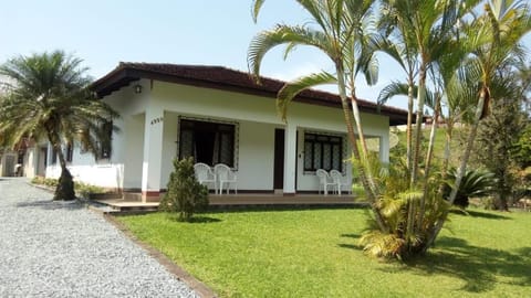 Property building, Garden, Garden view