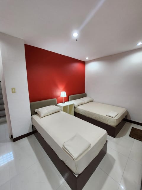 MANTRA PENSIONNE Standard Room Bed and Breakfast in Cagayan de Oro