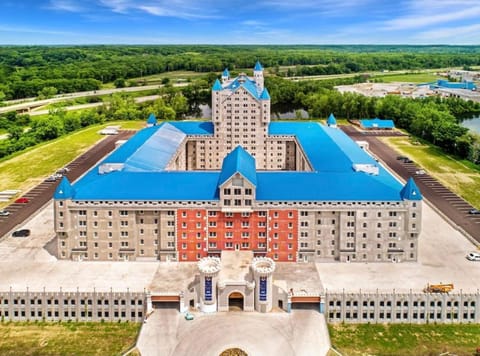 Property building, Bird's eye view