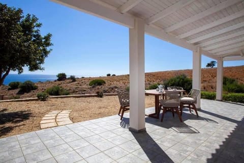 Natural landscape, View (from property/room), Dining area, Sea view