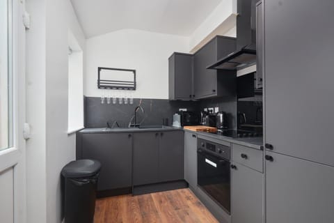 minibar, pet friendly, stove, kitchen