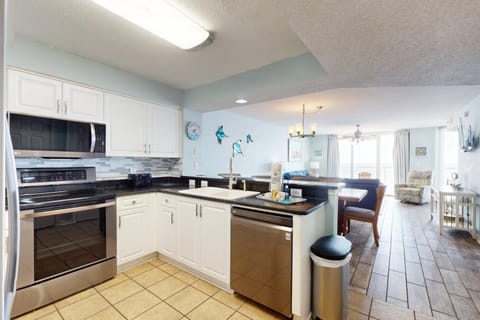 Crescent Shores S-1010 Apartamento in Crescent Beach