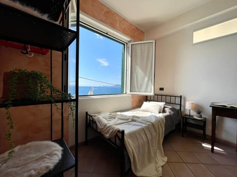 Bed, Natural landscape, View (from property/room), Photo of the whole room, Bedroom, Sea view, towels