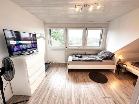 Bed, TV and multimedia, Bedroom, fireplace