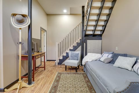 Cozy Canterbury Guest House with Shared Pool and Kayak Maison in Danielson