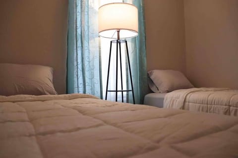 Cozy 2-Bedroom Rental Unit Condo in Eagle Pass