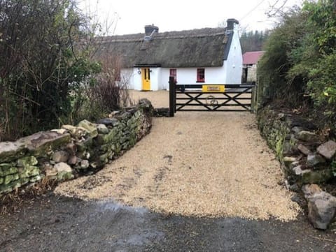 Property building, Day, Natural landscape