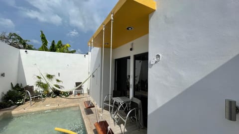 Smart Pool. SMART HOME House in Merida