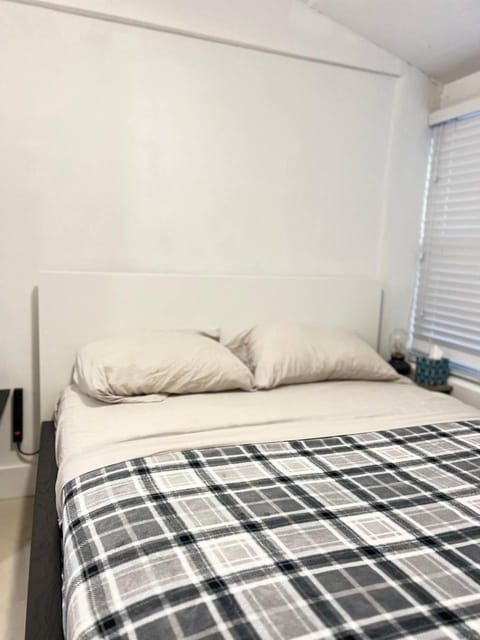 Immaculate studio in North Miami Beach Vacation rental in Ojus