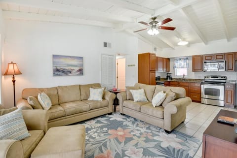 Ormond Beach Vacation Rental - Walk to Ocean! House in Ormond By The Sea