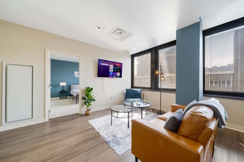 TV and multimedia, View (from property/room), Living room, Seating area, Bedroom, City view, air conditioner