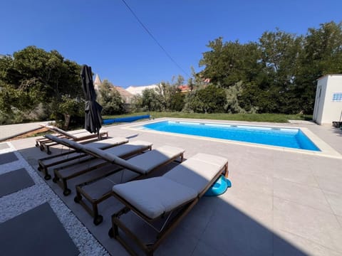 Pool view, Swimming pool, Swimming pool, sunbed