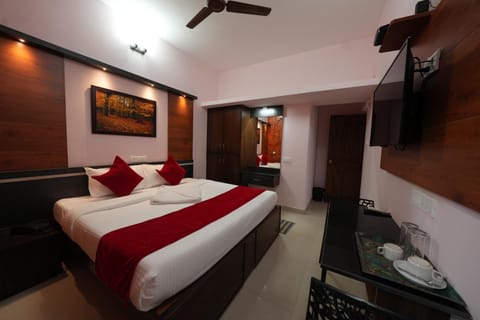 Hotel Jothi Grand Hotel in Coimbatore