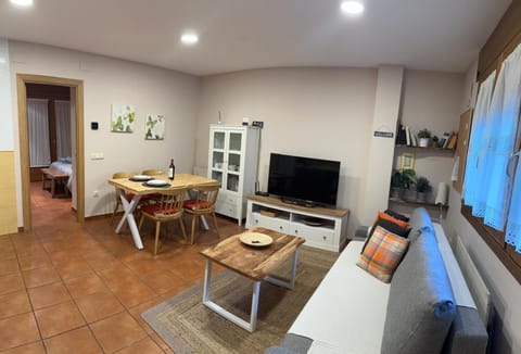 Apartamento Rosa Bielsa Apartment in Bielsa