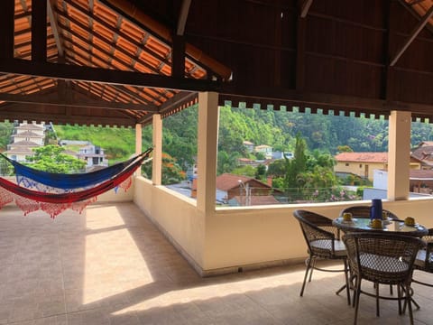 View (from property/room), Balcony/Terrace, Seating area