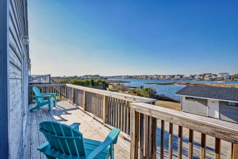 704 Tradewinds Drive House in North Topsail Beach