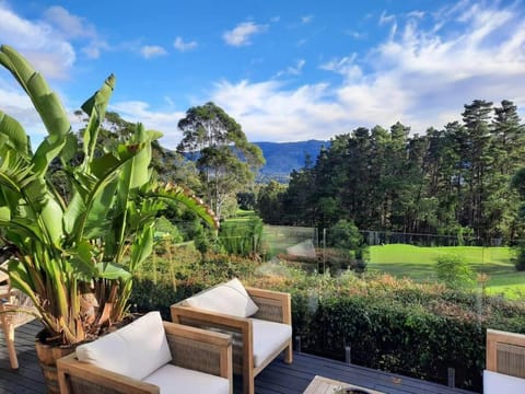 Ralphie’s Villa 2 bed 2 bath with Valley views Maison in Kangaroo Valley