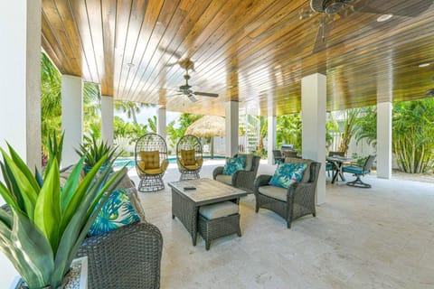 Beach Views House in Lido Key