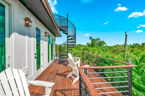 Smooth Sailing House in Lido Key