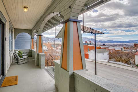 Classic Butte Vacation Rental with Mountain Views! House in Butte