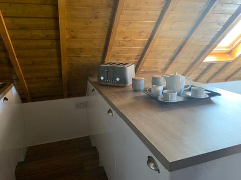 Little Barn ideal for short stays Apartamento in Sidcup