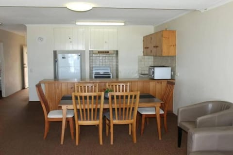 Banksia - Hosted by Burleigh Letting Condo in Mermaid Beach