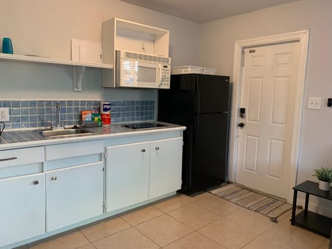 Kitchen or kitchenette, kitchen