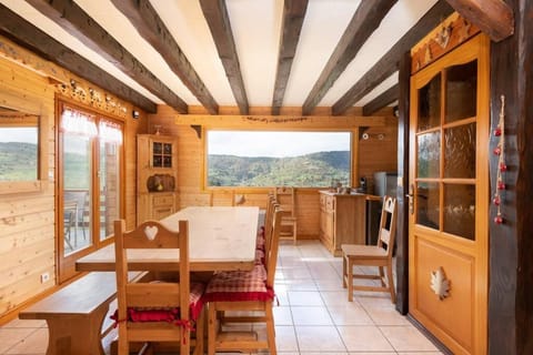 Chalet avec sauna, magnifique vue et à 400m des pistes Chalet in La Bresse