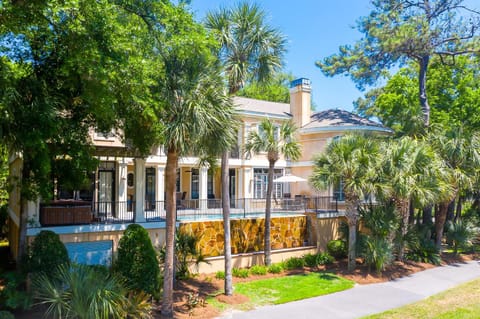 14 Dove Street House in North Forest Beach