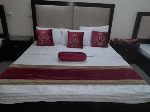 Hotel Royal Rose Hôtel in Lahore