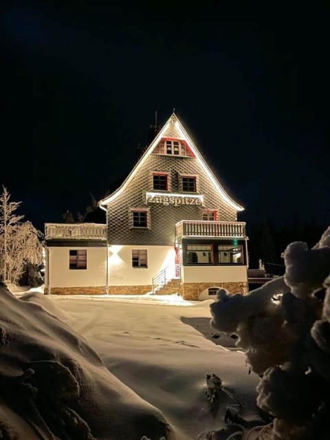 Property building, Winter