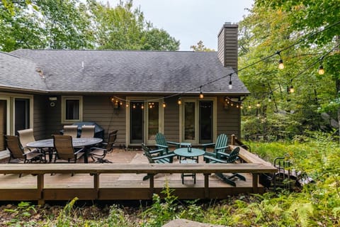 Retreat At Wintergreen, Pool Access, Grill House in Nelson County