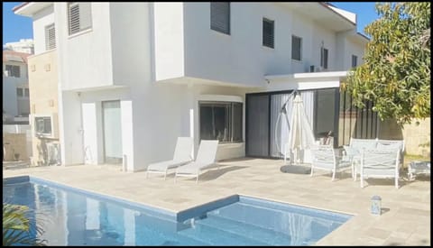 Patio, Day, Pool view, Swimming pool