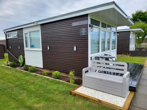 Property building, Garden view