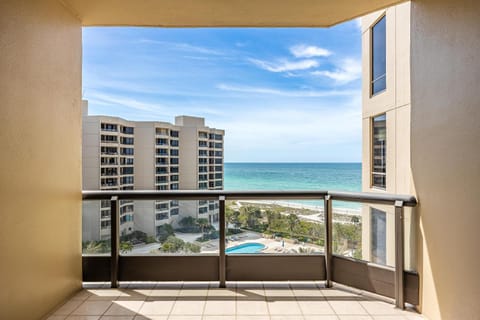 Ocean Views, Luxury Condo, Sleeps 4! - Condo Luxury Above the Beach - Roelens Vacations Haus in Longboat Key