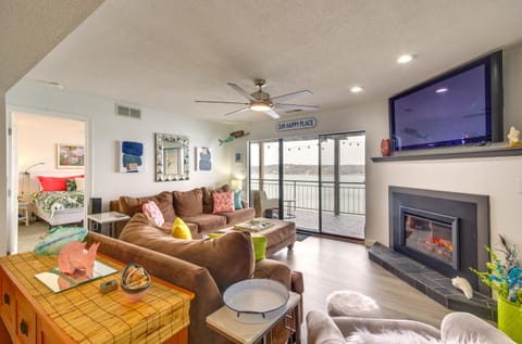 Lake of the Ozarks Vacation Rental with Lake Views! Condo in Lake of the Ozarks