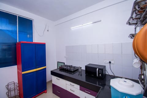 Kitchen or kitchenette, minibar, pet friendly, toaster